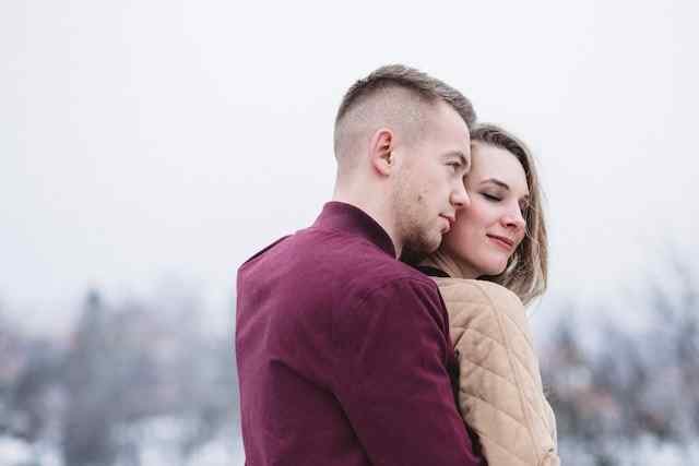 Use open body language